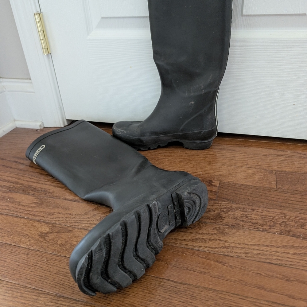 Henri Bendel Rubber Boots - Picture 4 of 4